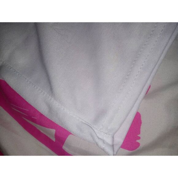 White shorts  - Picture 6 of 6